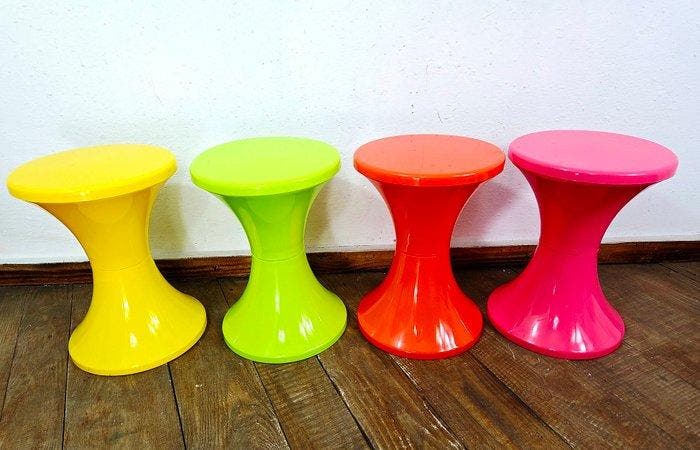 Kruk - Plastic - Vier vintage krukken, Antiek en Kunst, Kunst | Designobjecten