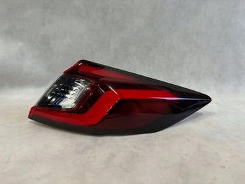 Honda Civic XI 2022 achterlicht rechts LED Europa, Auto-onderdelen, Verzenden, Gebruikt