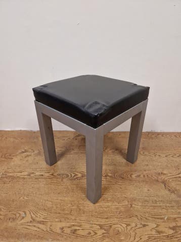 Gebruikte ( bijzet ) Kruk - K752, Ophalen