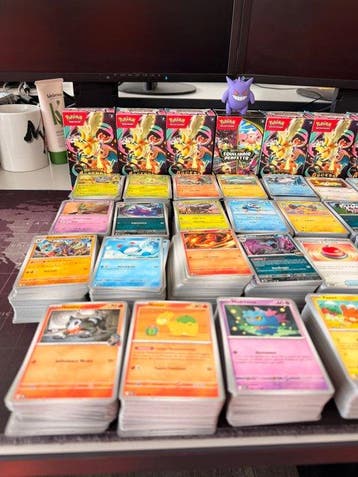 Pokémon - 2500 Bulk kaarten - Various sets, Hobby & Loisirs créatifs, Jeux de cartes à collectionner | Pokémon