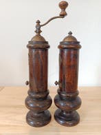 Koffiemolen (2) - Hout, Messing