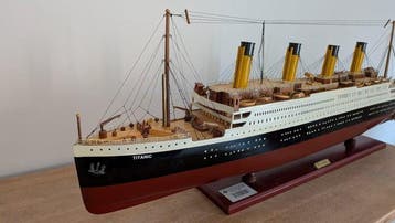 Cartal 1:270 - Modelschip - RMS Titanic, Nieuw