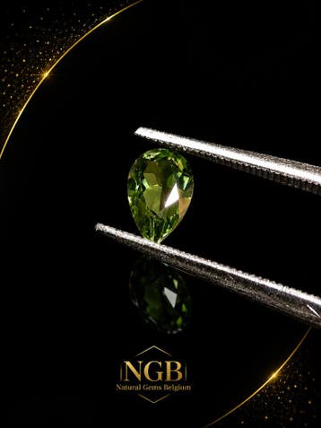 Natural Green Apatite - pear faceted - 0.415 ct - loose gems, Bijoux, Sacs & Beauté, Accessoires Autre, Verzenden