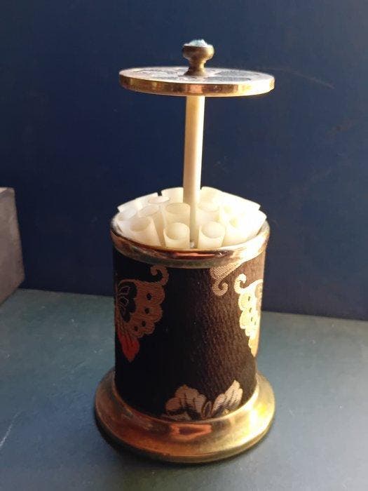 Zonder minimumprijs - Sigarettendoos (2) - Metaal, Plastic -, Collections, Articles de fumeurs, Briquets & Boîtes d'allumettes