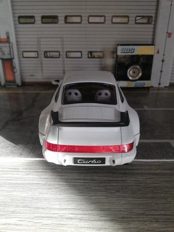 Welly, NEX 1:18 - Modelauto - Porsche 911 Turbo (964), Nieuw