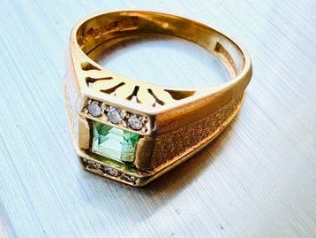 Ring - 18 karaat Geel goud - 0.38ct. tw. Smaragd - Diamant, Nieuw