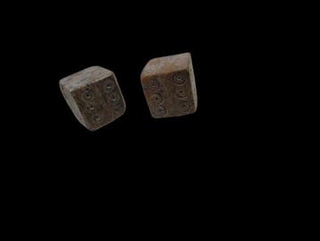 Oud-Romeins Botten dobbelset voor gaming – soldaten, Antiek en Kunst