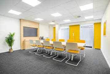 Kantoorruimte voor 4 in Port Atlantic House, Verzenden