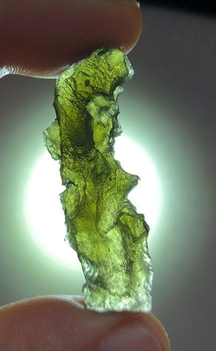 Moldaviet uit Chrášany, Zuid-Bohemen - Hoogte: 43 mm -, Verzamelen, Mineralen en Fossielen