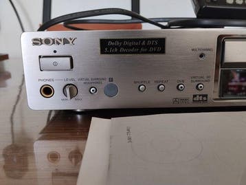 Sony - DVP-S735D with Built-in Dolby Digital and DTS, Nieuw