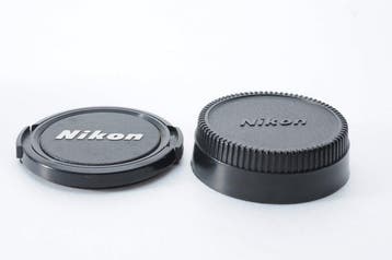 Nikon AF NIKKOR 28mm F2.8 Objectif grand-angle