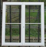 afrormosia houten raam , chassis , venster 134 x 168, 75 tot 150 cm, Raamkozijn, Nieuw, Ophalen of Verzenden