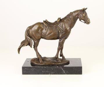 sculptuur, Beautiful Bronze Sculpture of a Mounted Horse –