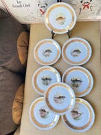 Trécy - Assiette (8) - Porcelain with fine gold decoration, Antiquités & Art