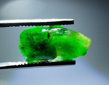 Esmeralda Grande Natural Sin Tratar - 8,90 cts Geen