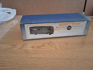 Dinky Toys - Model vrachtwagen - Dinky -toys 581 Horse-Box -