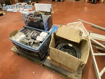 Inhoud pallet - Sluitwerk, Ophalen of Verzenden, Zo goed als nieuw
