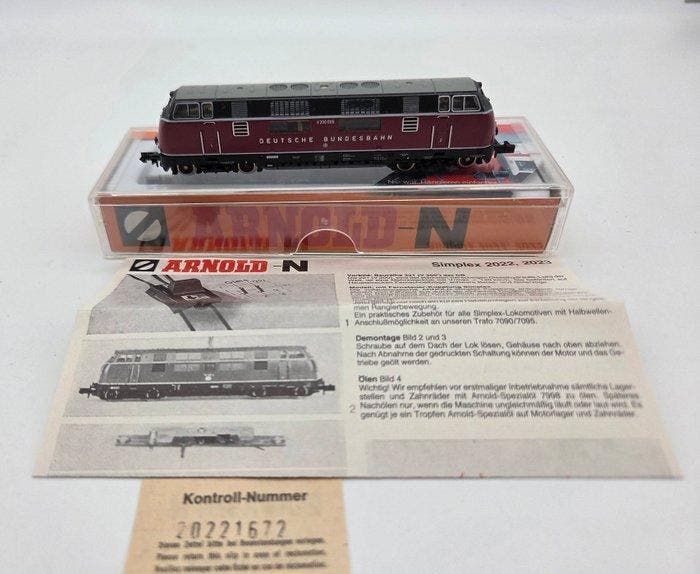 Arnold N - 2022 - Model treinwagon (1) - Diesellok BR 221, Hobby & Loisirs créatifs, Trains miniatures | Échelle N