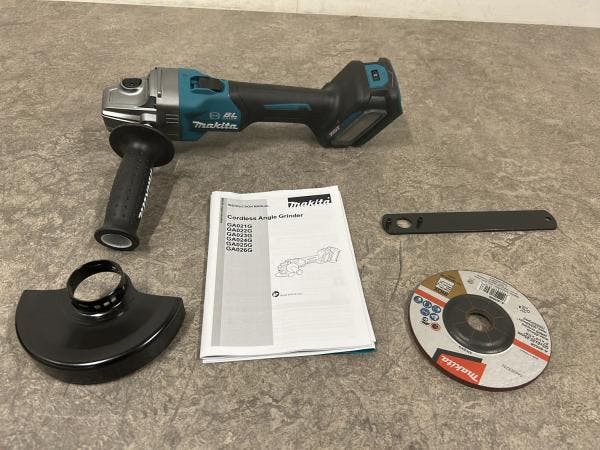 Veiling - Makita accu haakse slijper 40V body GA023GZ, Doe-het-zelf en Bouw, Gereedschap | Slijpmachines