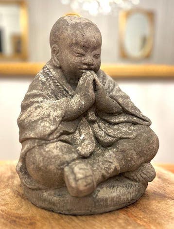 Statua di Monaco buddista in meditazione - Beeld - Indonesië