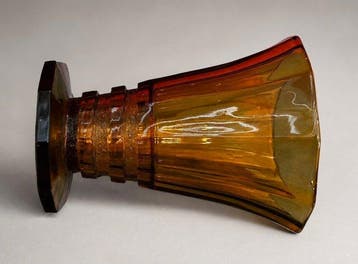 Scailmont - Vaas - Ambre - Geperst glas - Belgisch Art Deco, Antiek en Kunst