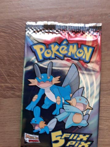Pokémon - 4 Booster pack - Preispack Serie 5 + Pokemon Flix, Nieuw