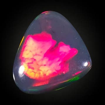 Geen minimumprijs – 4,15 ct Smoked Opal met levendig