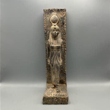 Replica van het oude Egyptische Stele die de godin Isis, Antiek en Kunst
