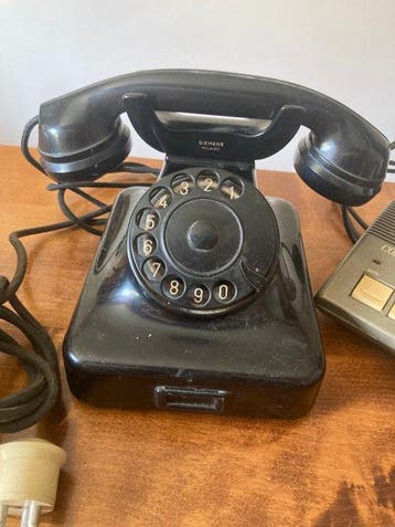 Siemens - Analoge telefoon - Bakeliet, Plastic - Twee