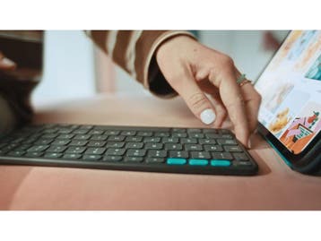 Logitech 920-013382 - Toetsenbord - Compatibel met Apple -, Verzenden, Nieuw, 920-013382, Logitech