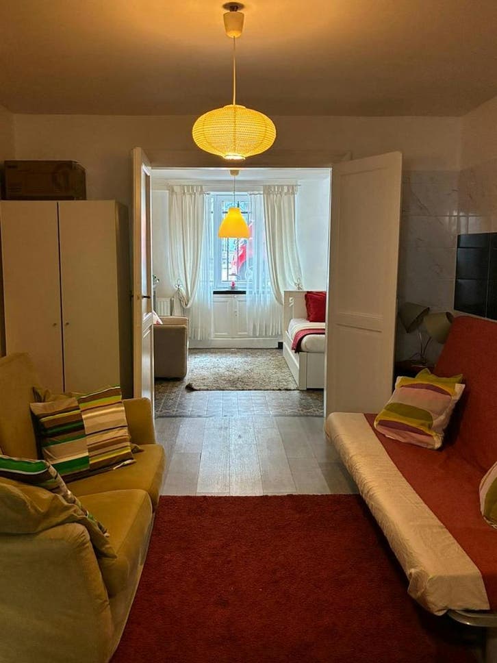 Appartement aan Avenue de la Couronne, Ixelles, Immo, Appartements & Studios à louer