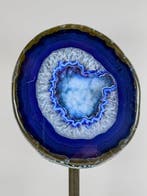 Agate - géode de cristal de roche sur stand Géode - Hauteur, Collections