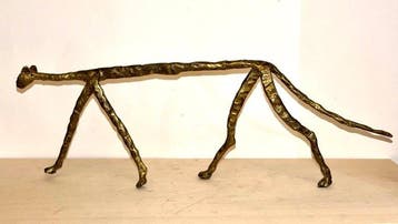 Abdoulaye Derme - sculptuur, Félin en marche, hommage à