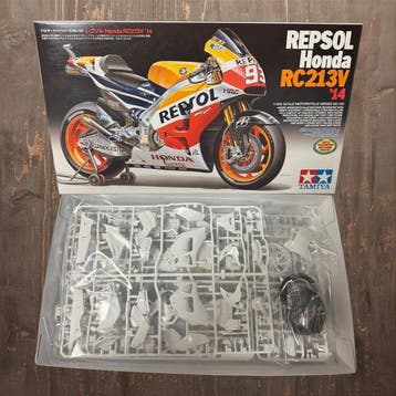Tamiya - Speelgoedauto 1/12 SCALE REPSOL Honda RC213V ’14 -