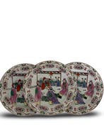Bord (3) - Porselein - Lot (3) - Familie Rose