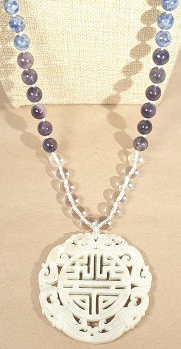 Zeven Chakra-edelstenen en Tibetaanse amulet - Draken -