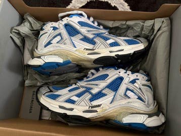 Balenciaga - Runner - Low-top sneakers - Maat: EU 41