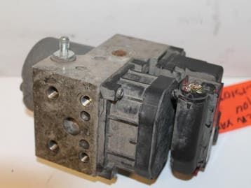 ABS Pomp Citroen Xsara Picasso O71176