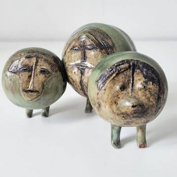 Henk Erkelens - sculptuur, drie wezens - 12 cm - Keramiek, Antiek en Kunst
