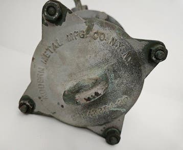 Scheepsuitrusting en armaturen - Modern Metal MFG Co. N.Y. –