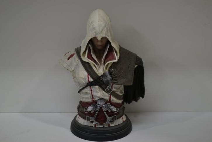 Assassins Creed Legacy Collection - Ezio Bust, Verzamelen, Film en Tv