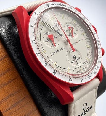 Omega x Swatch - MoonSwatch - Mission to Mars - Sans prix de, Bijoux, Sacs & Beauté