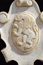 Sculpture, Stemma araldico - 57 cm - Marbre