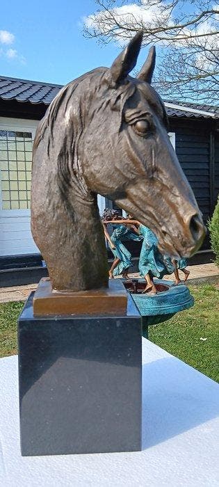 sculptuur, Groot en zware sculptuur horsehead - 43 cm -, Antiek en Kunst, Kunst | Designobjecten
