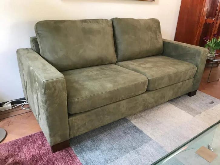 Leren 2.5-zits bank met houten poten - groenleer, Antiek en Kunst, Antiek | Meubels | Stoelen en Sofa's, Ophalen of Verzenden