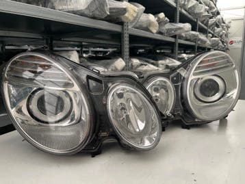 MERCEDES E W211 LIFT XENON DYN KOPLAMP R L 154353 154354, Auto-onderdelen, Verzenden, Gebruikt, Mercedes-Benz