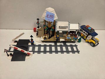 Lego Set - 10259 - Creator Expert - Winter Village Station