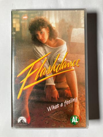 FLASHDANCE (VHS)
