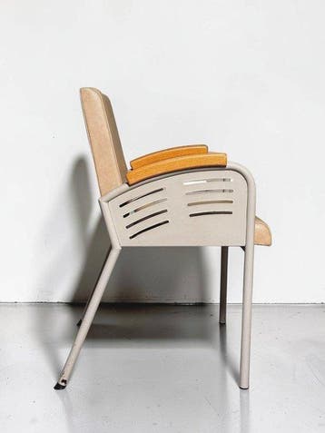 Jean-Michel Wilmotte - Fauteuil - Lycée Jean Monnet - Staal,