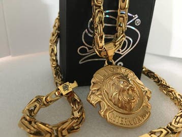 AJS - Pendentif Médaille Lion et Chaîne Tissée Royale, Verzamelen